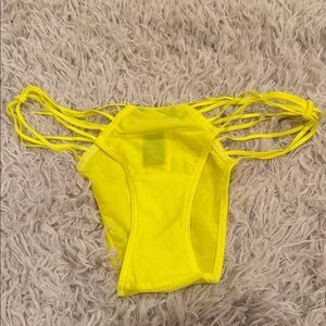 NWT VTG 2014 Victoria’s Secret Yellow Strappy Cheekini Small
